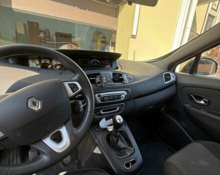Білий Рено 12, об'ємом двигуна 1.6 л та пробігом 278 тис. км за 7972 $, фото 6 на Automoto.ua