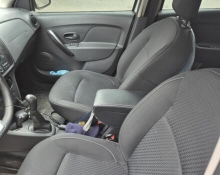 Білий Рено 12, об'ємом двигуна 0 л та пробігом 124 тис. км за 7500 $, фото 4 на Automoto.ua