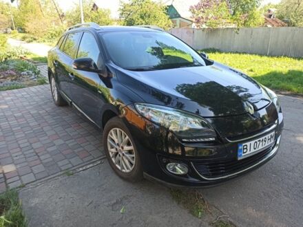 Рено 12 2013 у Полтаві на Automoto.ua Чорний Рено 12, об'ємом двигуна 1.5 л та пробігом 231 тис. км за 7900 $, фото 1 на Automoto.ua