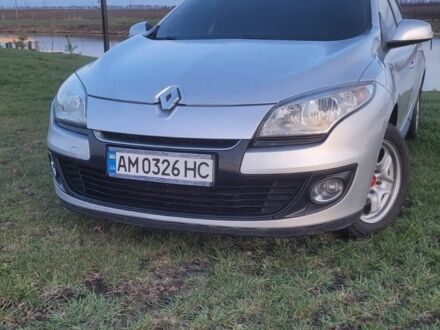 Рено 12 2012 в Житомире на Automoto.ua Серый Рено 12, объемом двигателя 1.5 л и пробегом 232 тыс. км за 7500 $, фото 1 на Automoto.ua