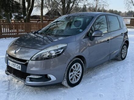 Серый Рено 12, объемом двигателя 1.5 л и пробегом 213 тыс. км за 7700 $, фото 1 на Automoto.ua