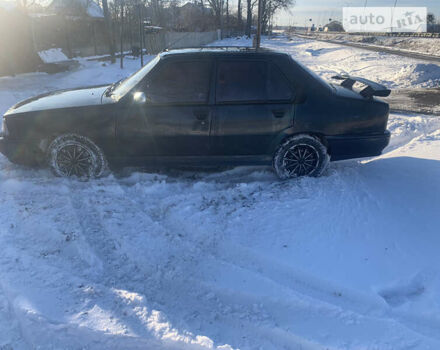 Синій Рено 18, об'ємом двигуна 1.5 л та пробігом 200 тис. км за 1500 $, фото 2 на Automoto.ua