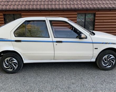 Белый Рено 19, объемом двигателя 1.4 л и пробегом 440 тыс. км за 1000 $, фото 2 на Automoto.ua