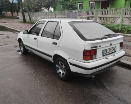 Белый Рено 19, объемом двигателя 1.4 л и пробегом 432 тыс. км за 700 $, фото 3 на Automoto.ua