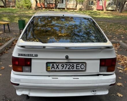 Білий Рено 19, об'ємом двигуна 1.4 л та пробігом 1000 тис. км за 703 $, фото 4 на Automoto.ua