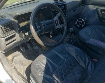 Белый Рено 19, объемом двигателя 1.7 л и пробегом 300 тыс. км за 1400 $, фото 6 на Automoto.ua