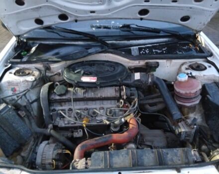 Белый Рено 19, объемом двигателя 0 л и пробегом 379 тыс. км за 1000 $, фото 6 на Automoto.ua