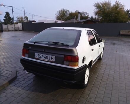 Белый Рено 19, объемом двигателя 0 л и пробегом 379 тыс. км за 1000 $, фото 13 на Automoto.ua