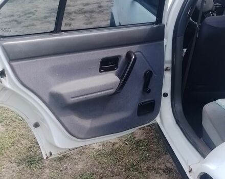 Белый Рено 19, объемом двигателя 1.7 л и пробегом 378 тыс. км за 1250 $, фото 7 на Automoto.ua