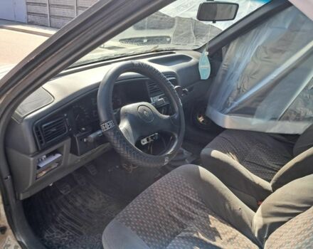 Белый Рено 19, объемом двигателя 1.7 л и пробегом 10 тыс. км за 999 $, фото 3 на Automoto.ua