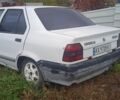 Белый Рено 19, объемом двигателя 0 л и пробегом 200 тыс. км за 576 $, фото 1 на Automoto.ua