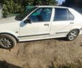 Белый Рено 19, объемом двигателя 1.4 л и пробегом 85 тыс. км за 1800 $, фото 2 на Automoto.ua