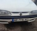 Белый Рено 19, объемом двигателя 1.4 л и пробегом 260 тыс. км за 1100 $, фото 1 на Automoto.ua