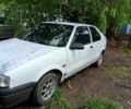 Белый Рено 19, объемом двигателя 0 л и пробегом 2 тыс. км за 296 $, фото 1 на Automoto.ua