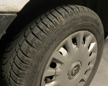 Білий Рено 19, об'ємом двигуна 1.5 л та пробігом 205 тис. км за 9000 $, фото 1 на Automoto.ua