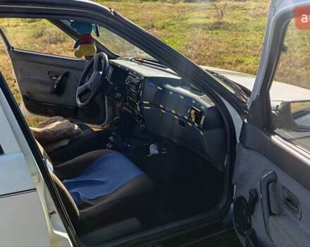 Белый Рено 19, объемом двигателя 1.4 л и пробегом 267 тыс. км за 1400 $, фото 5 на Automoto.ua