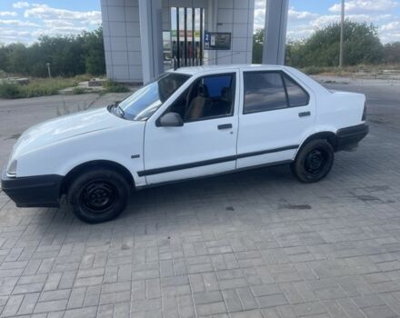 Білий Рено 19, об'ємом двигуна 1.4 л та пробігом 200 тис. км за 775 $, фото 2 на Automoto.ua