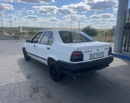 Білий Рено 19, об'ємом двигуна 1.4 л та пробігом 200 тис. км за 775 $, фото 3 на Automoto.ua