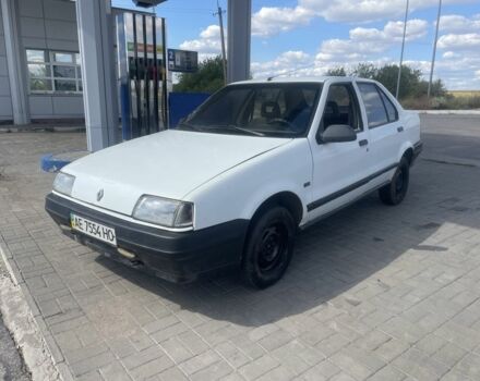 Білий Рено 19, об'ємом двигуна 1.4 л та пробігом 200 тис. км за 775 $, фото 1 на Automoto.ua