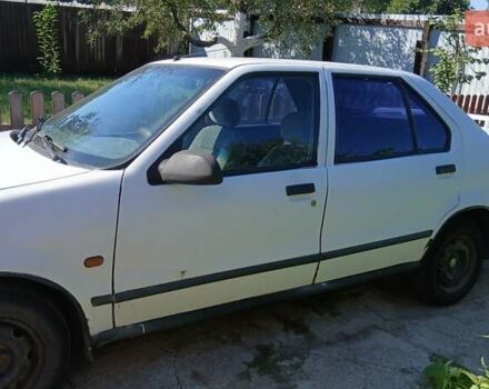 Белый Рено 19, объемом двигателя 1.4 л и пробегом 333 тыс. км за 700 $, фото 8 на Automoto.ua