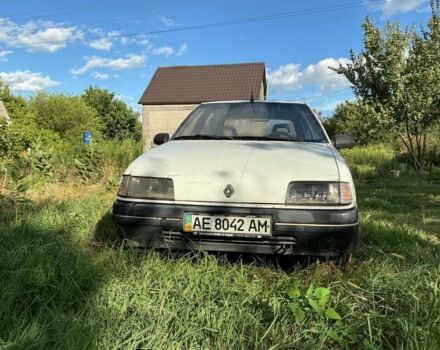 Білий Рено 19, об'ємом двигуна 1.4 л та пробігом 368 тис. км за 552 $, фото 1 на Automoto.ua