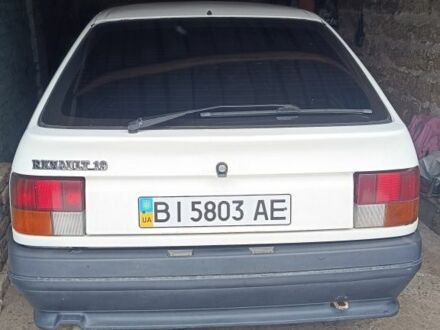 Белый Рено 19, объемом двигателя 1.4 л и пробегом 346 тыс. км за 1400 $, фото 1 на Automoto.ua