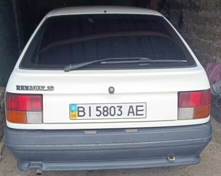 Белый Рено 19, объемом двигателя 1.4 л и пробегом 346 тыс. км за 1400 $, фото 1 на Automoto.ua