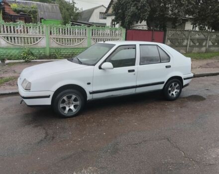 Белый Рено 19, объемом двигателя 1.4 л и пробегом 432 тыс. км за 700 $, фото 1 на Automoto.ua