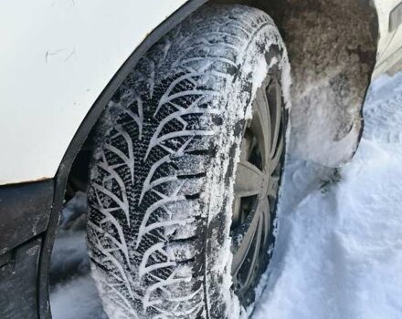 Белый Рено 19, объемом двигателя 1.4 л и пробегом 230 тыс. км за 1350 $, фото 1 на Automoto.ua