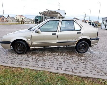 Бежевий Рено 19, об'ємом двигуна 1.7 л та пробігом 320 тис. км за 800 $, фото 3 на Automoto.ua