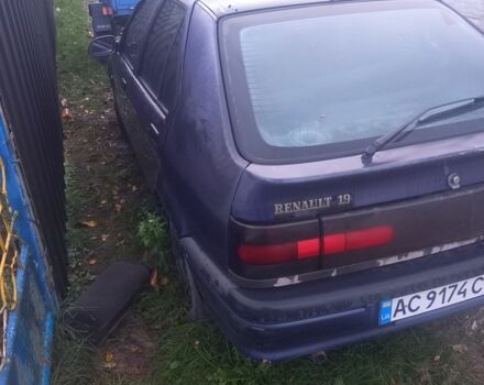 Бежевый Рено 19, объемом двигателя 1 л и пробегом 1000 тыс. км за 500 $, фото 5 на Automoto.ua