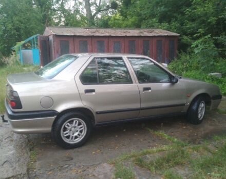 Бежевий Рено 19, об'ємом двигуна 1.8 л та пробігом 360 тис. км за 70000 $, фото 1 на Automoto.ua
