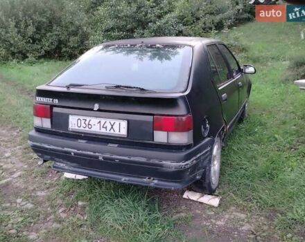 Черный Рено 19, объемом двигателя 1.7 л и пробегом 350 тыс. км за 550 $, фото 2 на Automoto.ua