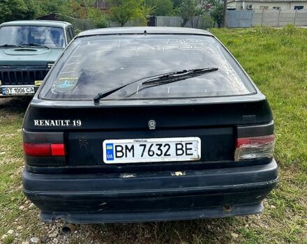 Черный Рено 19, объемом двигателя 1.7 л и пробегом 222 тыс. км за 375 $, фото 6 на Automoto.ua