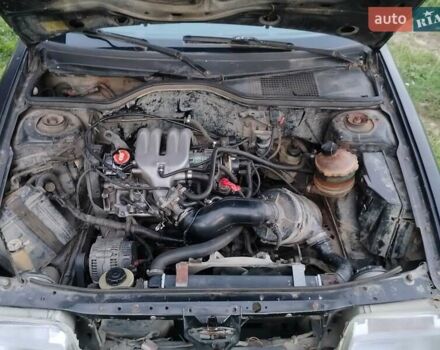 Черный Рено 19, объемом двигателя 1.7 л и пробегом 350 тыс. км за 550 $, фото 3 на Automoto.ua
