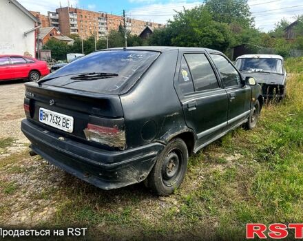 Черный Рено 19, объемом двигателя 1.7 л и пробегом 222 тыс. км за 375 $, фото 3 на Automoto.ua