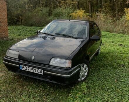 Рено 19 1990 в Тернополе на Automoto.ua Черный Рено 19, объемом двигателя 1.7 л и пробегом 377 тыс. км за 800 $, фото 7 на Automoto.ua