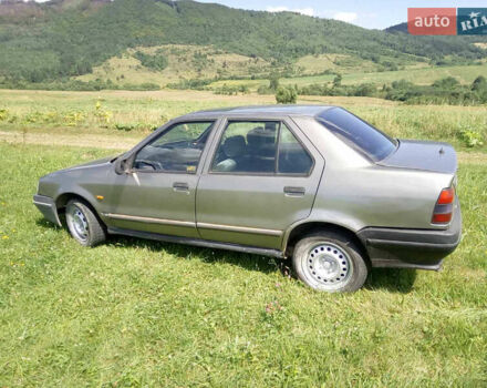 Черный Рено 19, объемом двигателя 1.7 л и пробегом 170 тыс. км за 750 $, фото 2 на Automoto.ua