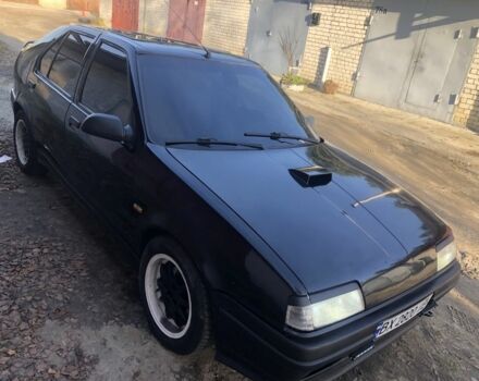 Чорний Рено 19, об'ємом двигуна 1.8 л та пробігом 197 тис. км за 1399 $, фото 3 на Automoto.ua