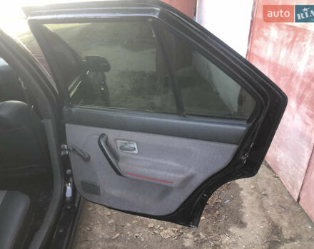 Чорний Рено 19, об'ємом двигуна 1.8 л та пробігом 197 тис. км за 1399 $, фото 9 на Automoto.ua