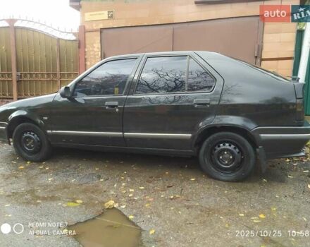 Черный Рено 19, объемом двигателя 1.7 л и пробегом 330 тыс. км за 1300 $, фото 1 на Automoto.ua