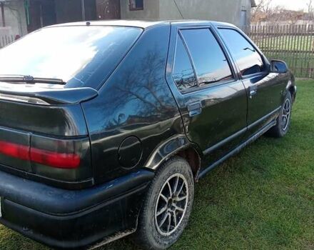 Черный Рено 19, объемом двигателя 1.8 л и пробегом 375 тыс. км за 2000 $, фото 3 на Automoto.ua