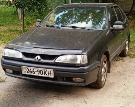 Чорний Рено 19, об'ємом двигуна 1.7 л та пробігом 343 тис. км за 2002 $, фото 1 на Automoto.ua