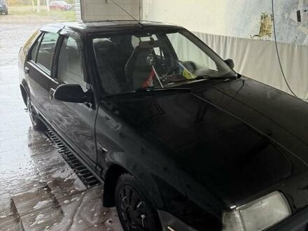 Черный Рено 19, объемом двигателя 1.7 л и пробегом 400 тыс. км за 1302 $, фото 1 на Automoto.ua