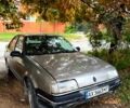Коричневий Рено 19, об'ємом двигуна 1.7 л та пробігом 0 тис. км за 650 $, фото 1 на Automoto.ua