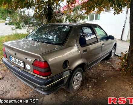 Коричневый Рено 19, объемом двигателя 1.7 л и пробегом 0 тыс. км за 650 $, фото 2 на Automoto.ua