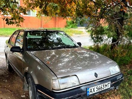 Коричневий Рено 19, об'ємом двигуна 1.7 л та пробігом 0 тис. км за 650 $, фото 1 на Automoto.ua
