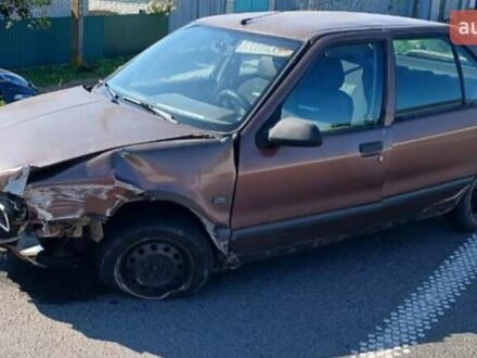 Рено 19 1992 у Козельце на Automoto.ua Коричневий Рено 19, об'ємом двигуна 1.7 л та пробігом 80 тис. км за 531 $, фото 1 на Automoto.ua