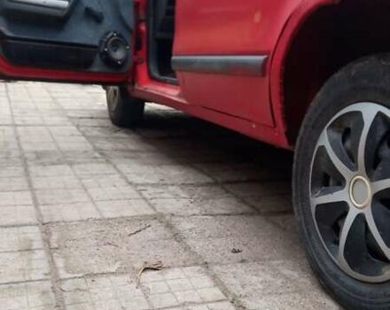 Красный Рено 19, объемом двигателя 1.4 л и пробегом 33 тыс. км за 800 $, фото 5 на Automoto.ua