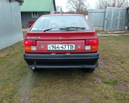 Червоний Рено 19, об'ємом двигуна 0 л та пробігом 122 тис. км за 949 $, фото 1 на Automoto.ua